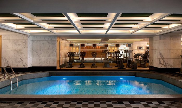 Island Shangri-La Hong Kong
