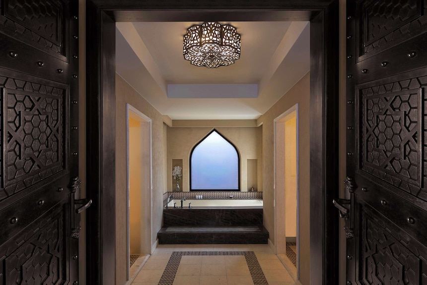 Anantara Qasr Al Sarab Desert Resort — Photo 2