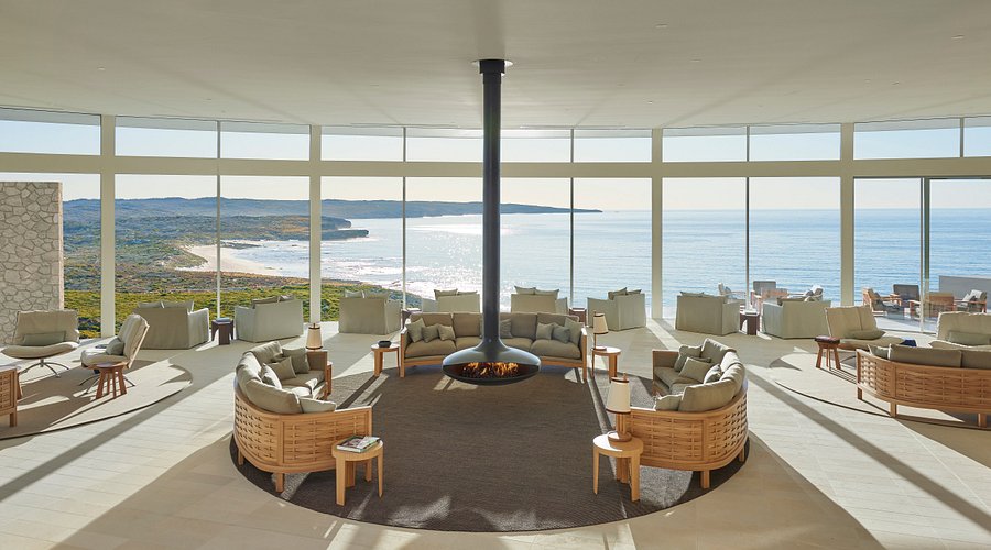 Southern Ocean Lodge — Photo 4