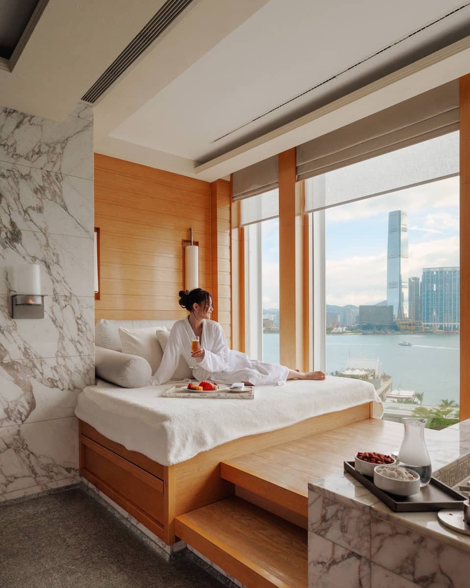 Four Seasons Hotel Hong Kong — Photo 3