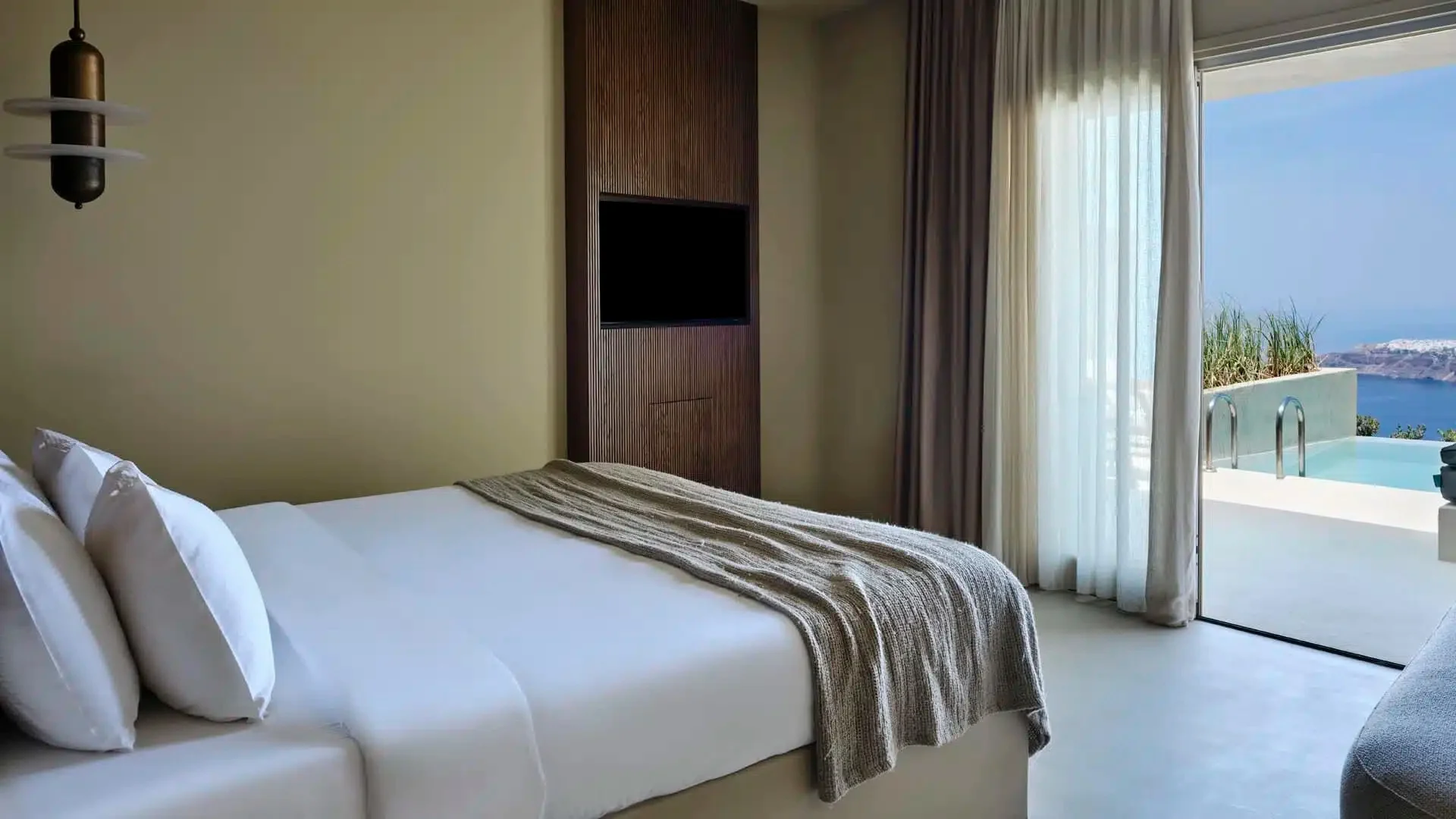 Andronis Concept Wellness Resort — Cozy Suite With Infinity Pool