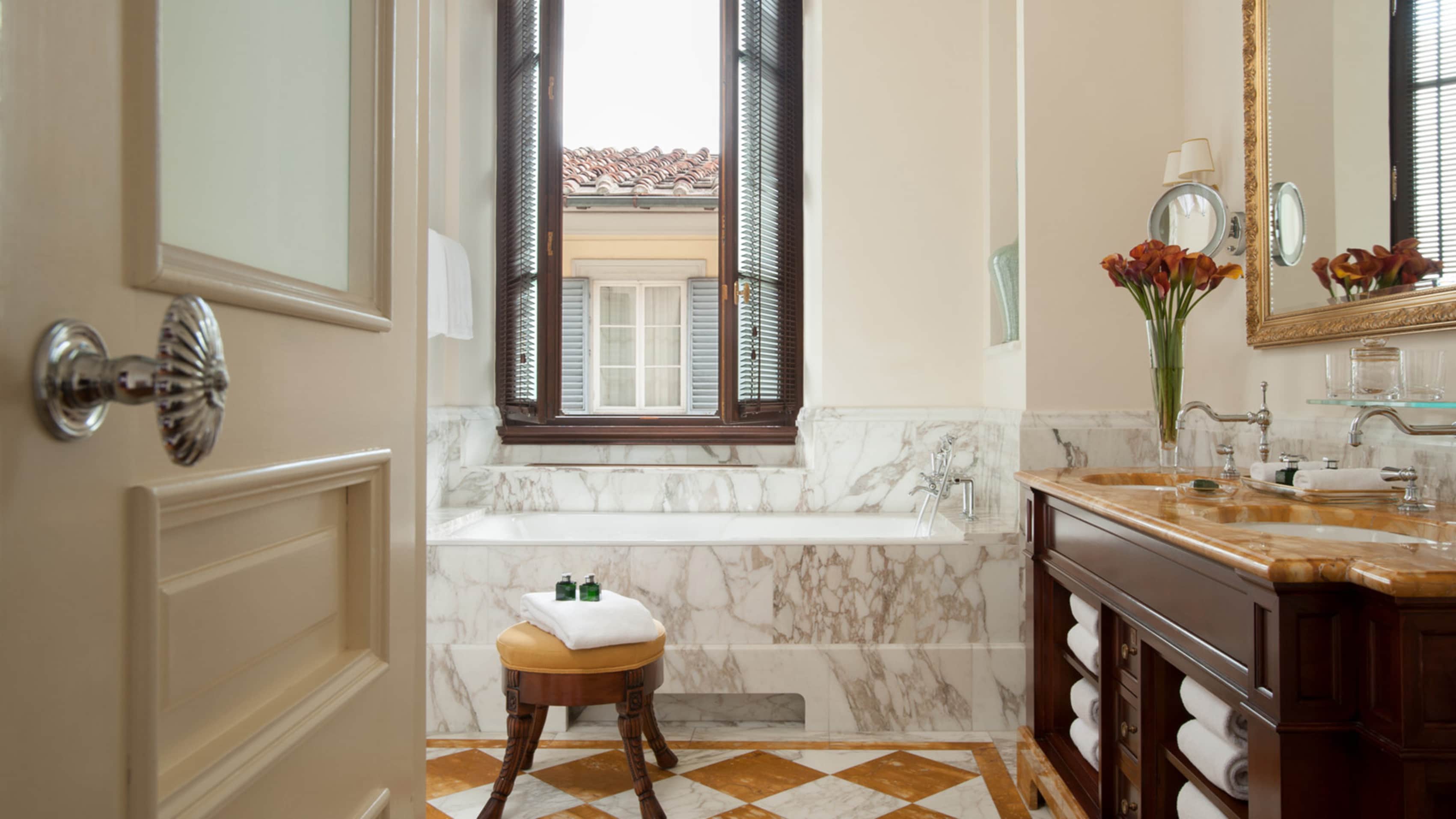 Four Seasons Hotel Firenze — Photo 2