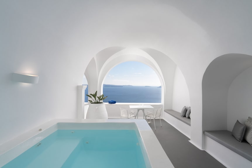 Katikies Hotel Santorini — Photo 2