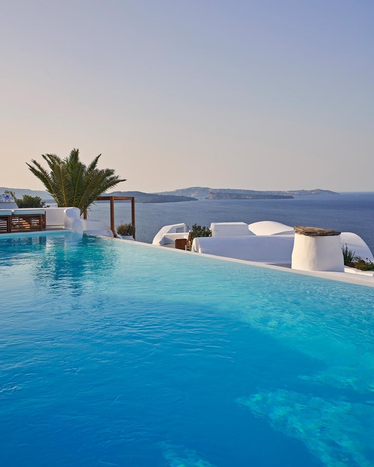 Katikies Hotel Santorini — Photo 3