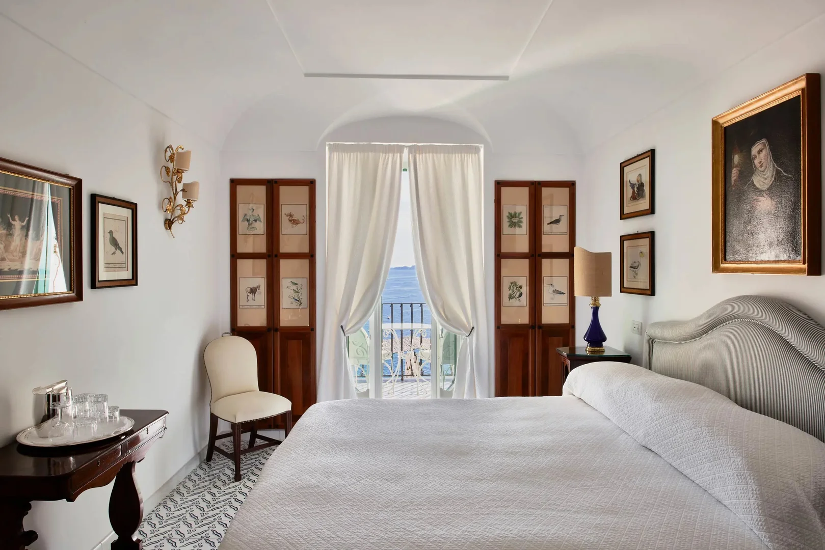 Le Sirenuse — Classic Sea View