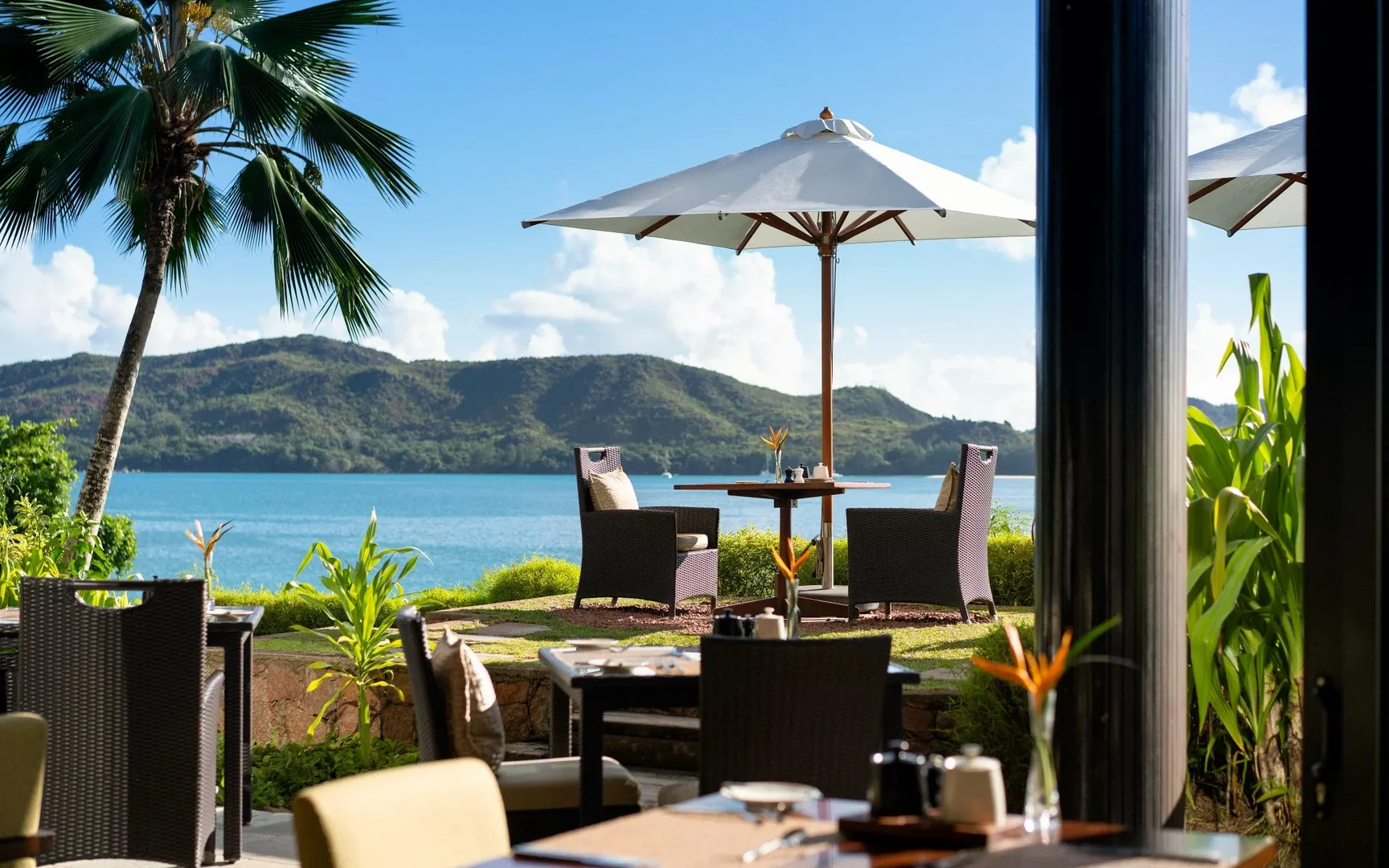 Raffles Seychelles — Dining