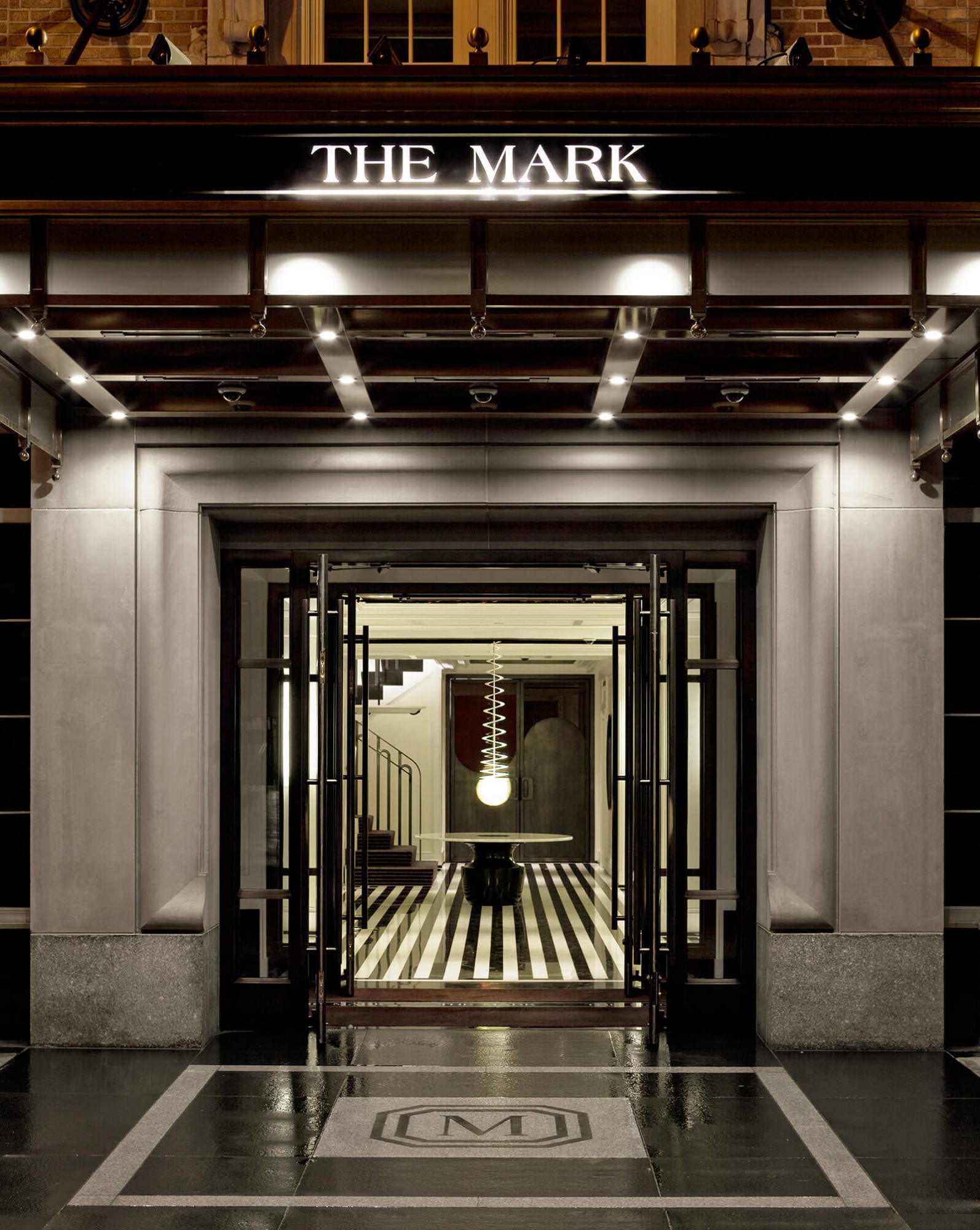 The Mark — Photo 2