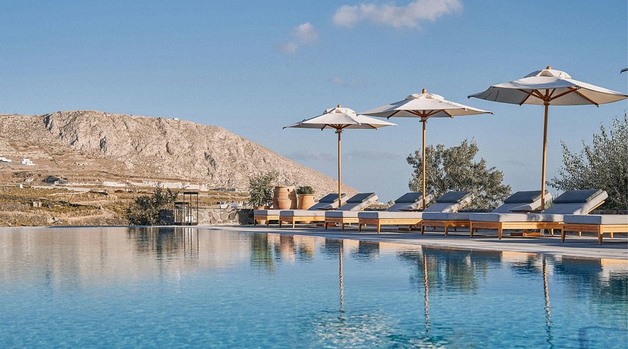 Vedema Resort Santorini — Photo 4